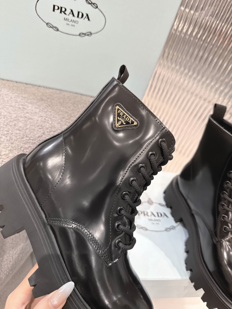 Pra*a boots